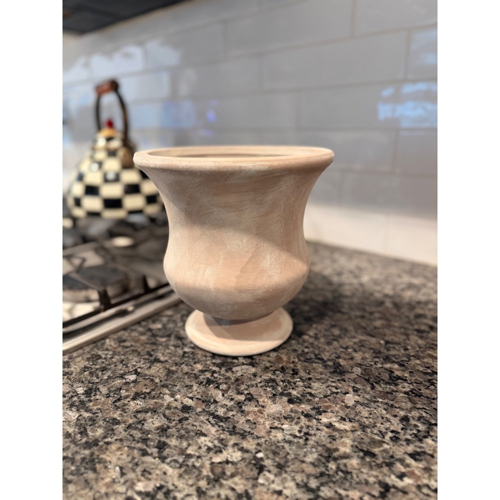 McGee and Co The Everyln Matte Urn Planter Decor